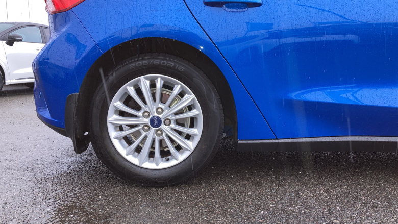 Ford Focus 1.0 EcoBoost 125 Titanium 5dr Petrol Hatchback